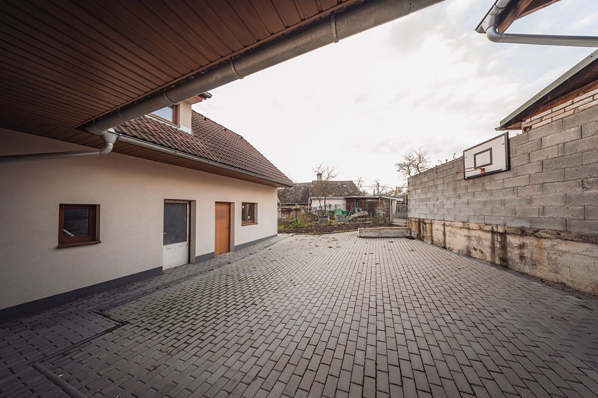 Pronájem bytu 3+kk 70 m² – fotografie 3