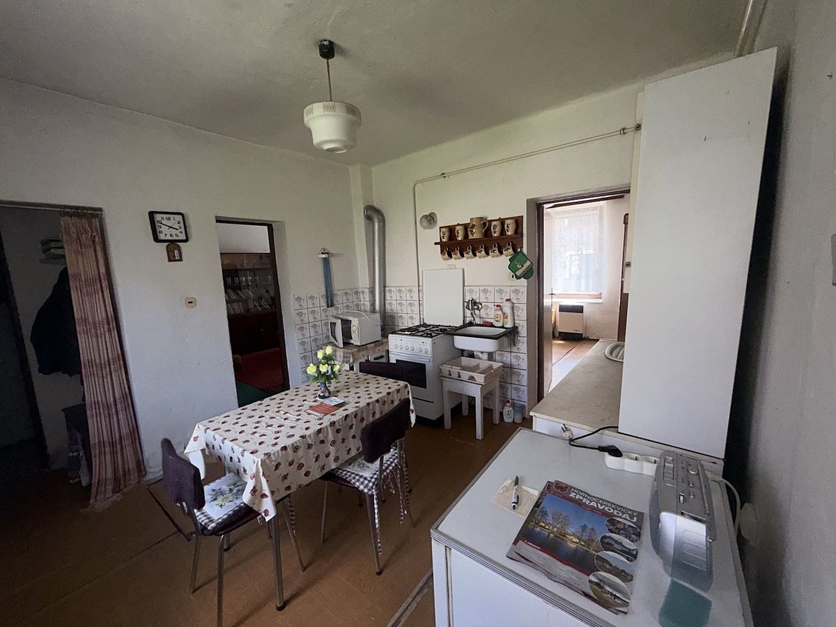 Prodej rodinného domu 86 m², pozemek 179 m² – fotografie 3