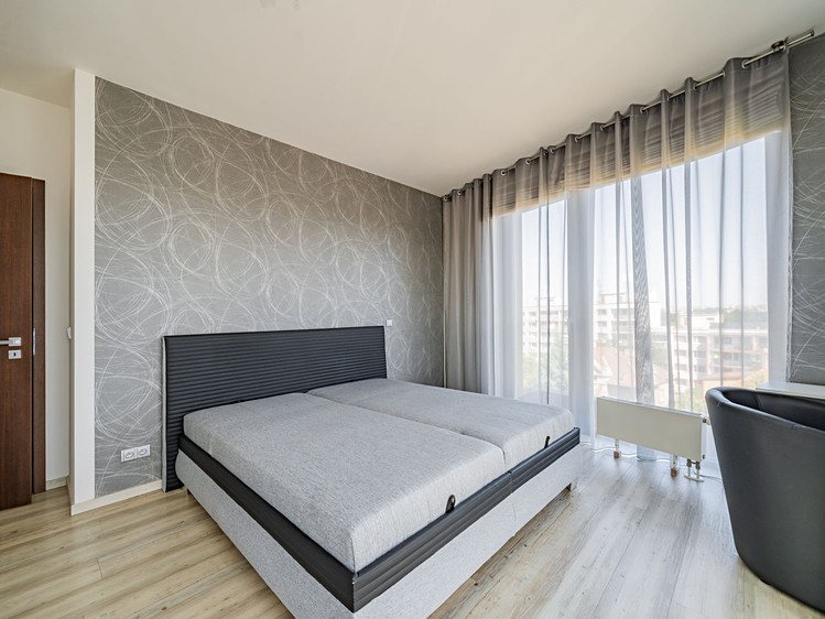 Квартира 3+kk в оренду, 96 м² (14 з 35)