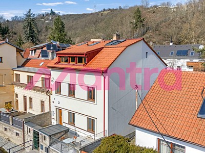 Prodej  vícegeneračního domu 90 m², pozemek 26 m²