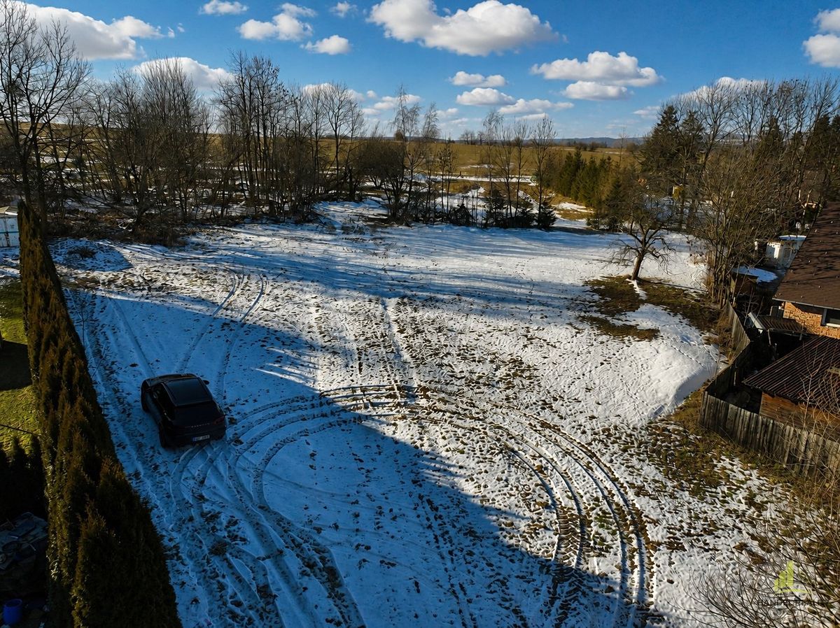 Prodej stavebního pozemku 2566 m² – fotografie 3