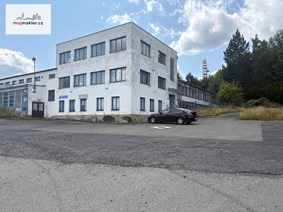 Pronájem kanceláře 500 m²