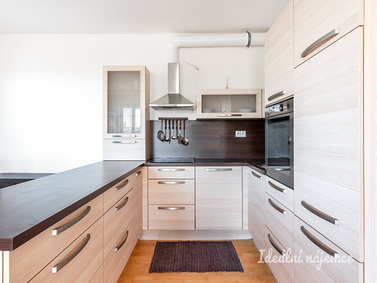 Pronájem bytu 3+kk 70 m² – fotografie 2