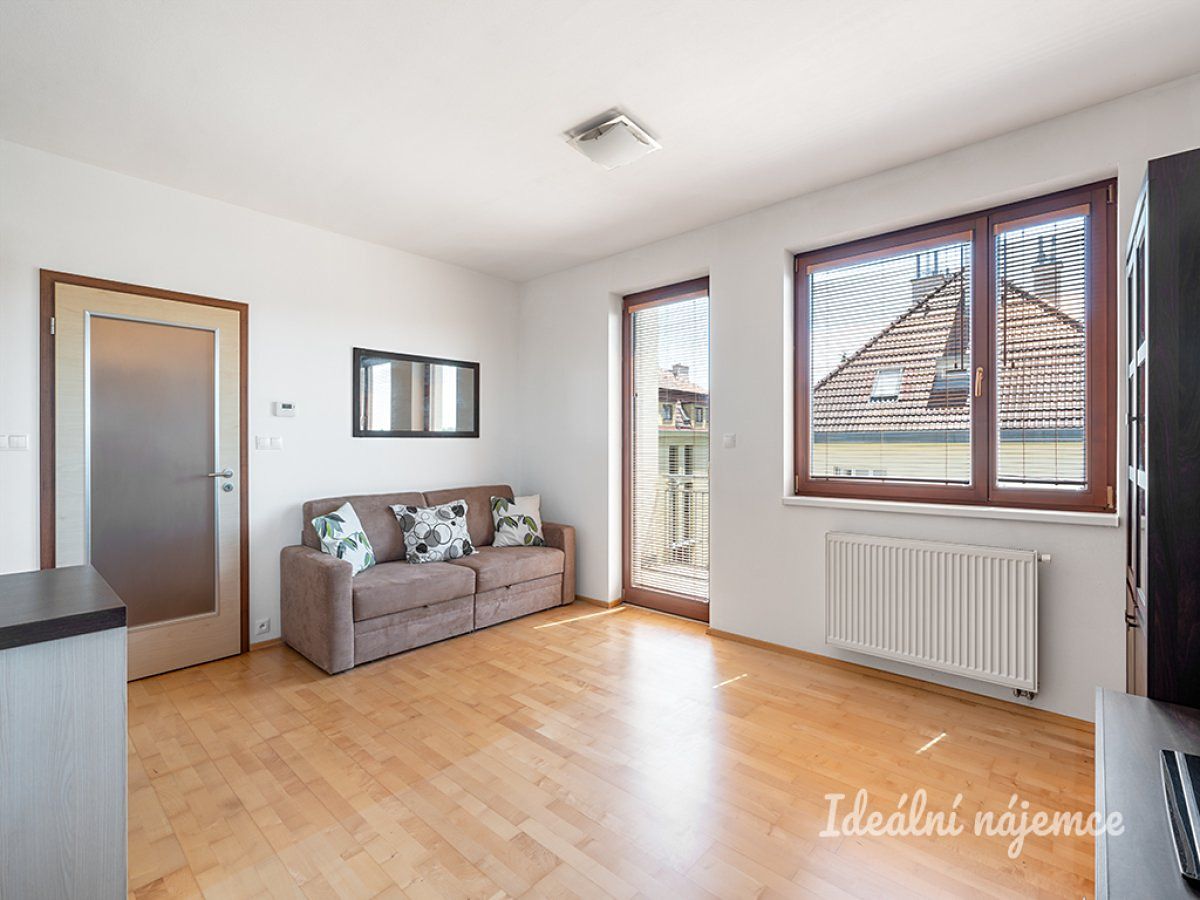 Pronájem bytu 3+kk 70 m² – fotografie 4