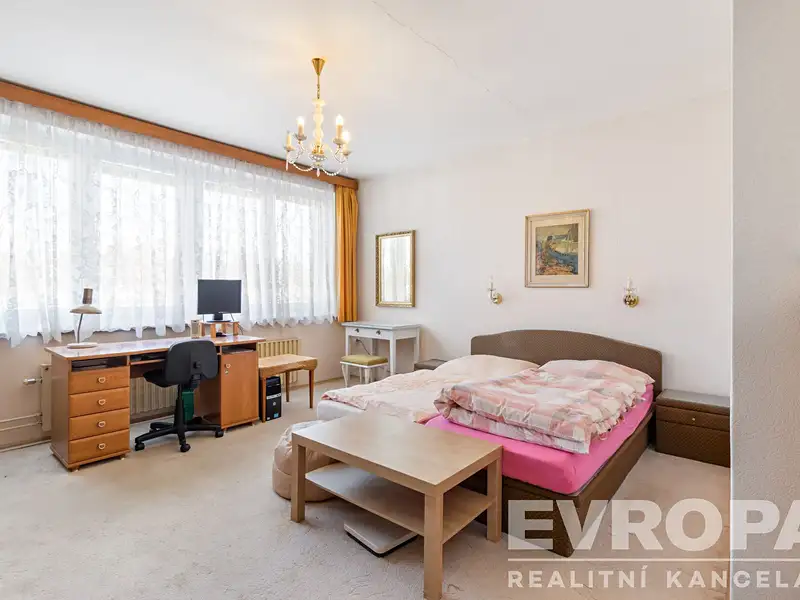 Pronájem vícegeneračního domu 220 m², pozemek 409 m², Praha – náhled fotky 3