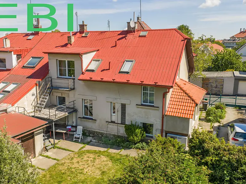 Prodej rodinného domu 160 m², pozemek 680 m², Praha – náhled fotky 2