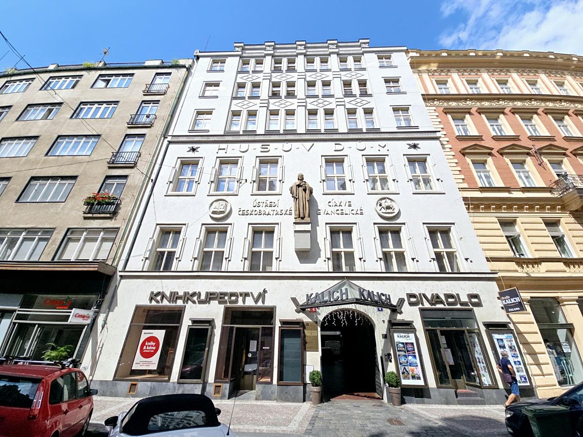 Pronájem bytu 3+kk 111 m²
