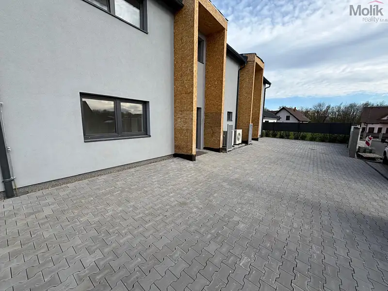Pronájem rodinného domu 156 m², pozemek 352 m², Most – náhled fotky 3