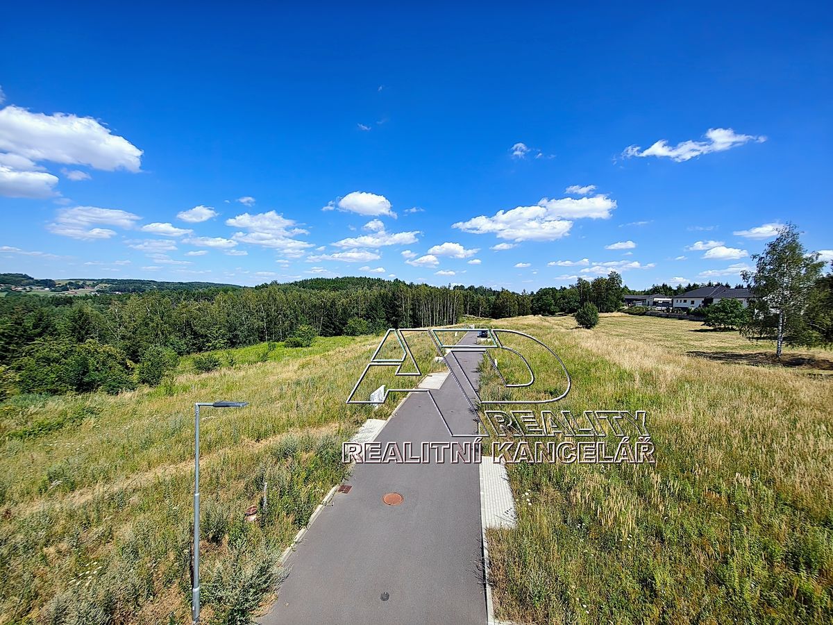 Prodej stavebního pozemku 550 m² – fotografie 2