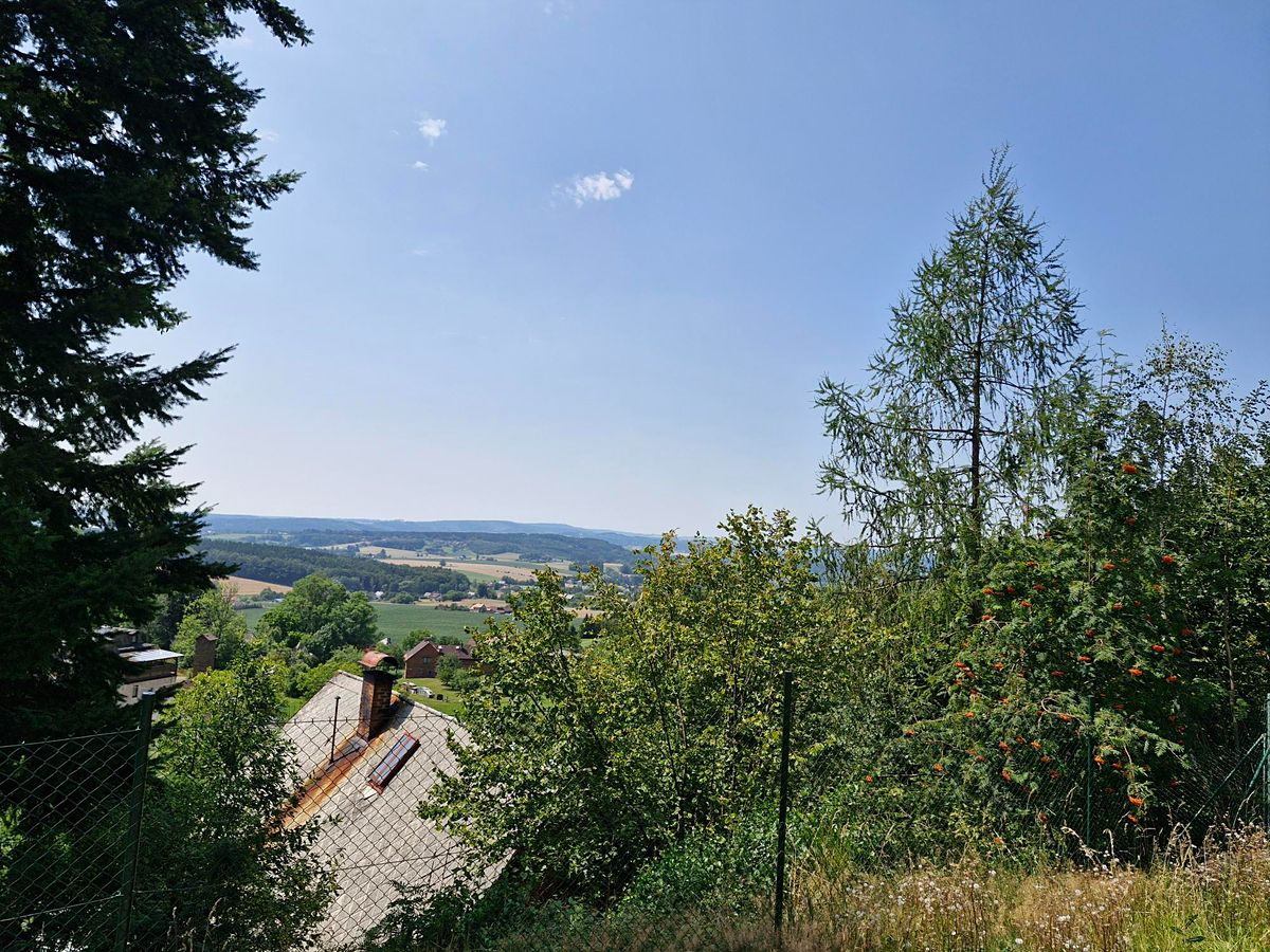 Prodej stavebního pozemku 650 m² – fotografie 3