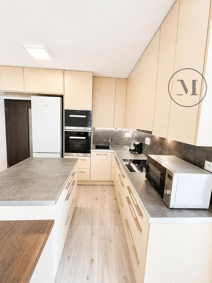Pronájem bytu 2+kk 52 m² – fotografie 3