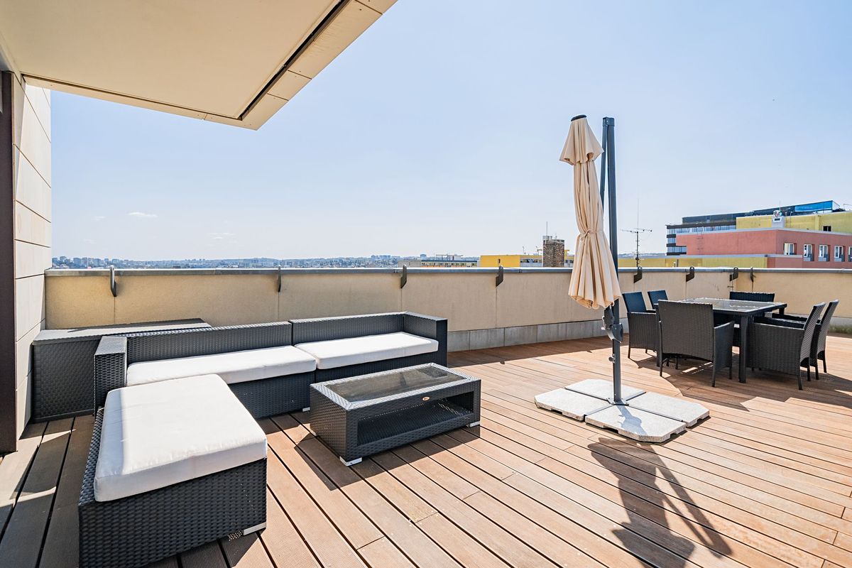 Pronájem bytu 3+kk 96 m² – fotografie 2