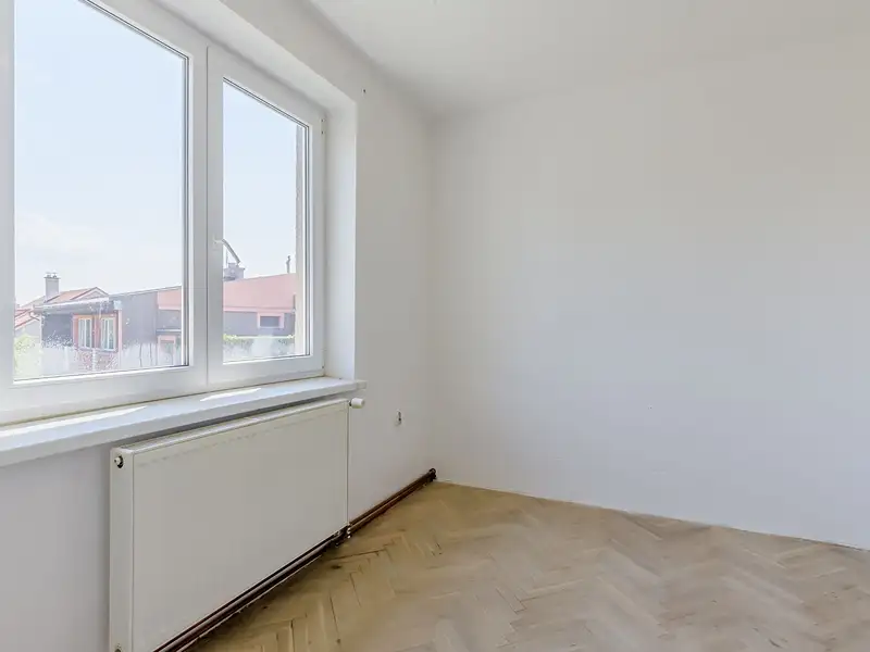 Prodej bytu 4+kk 90 m², Býchory – náhled fotky 2