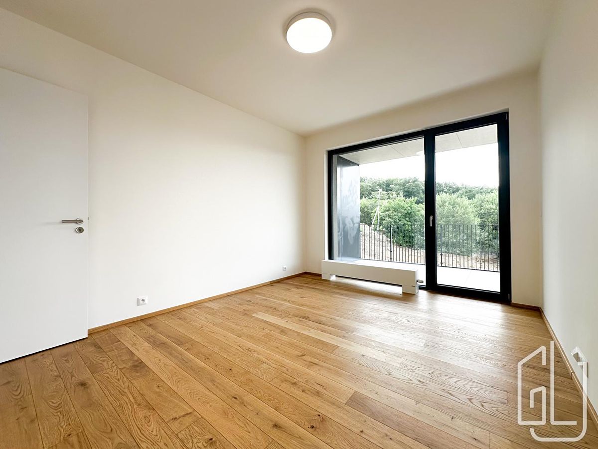 Pronájem bytu 2+kk 54 m² – fotografie 4