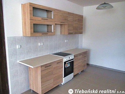 Prodej komerčního prostoru, 445 m² (2 z 22)