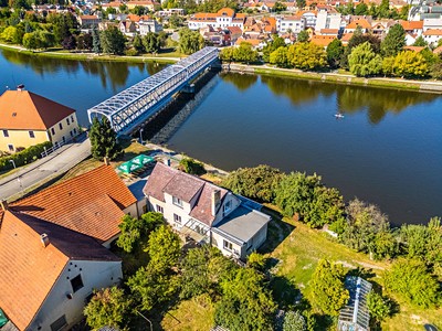Pronájem  vícegeneračního domu 160 m², pozemek 1 500 m²
