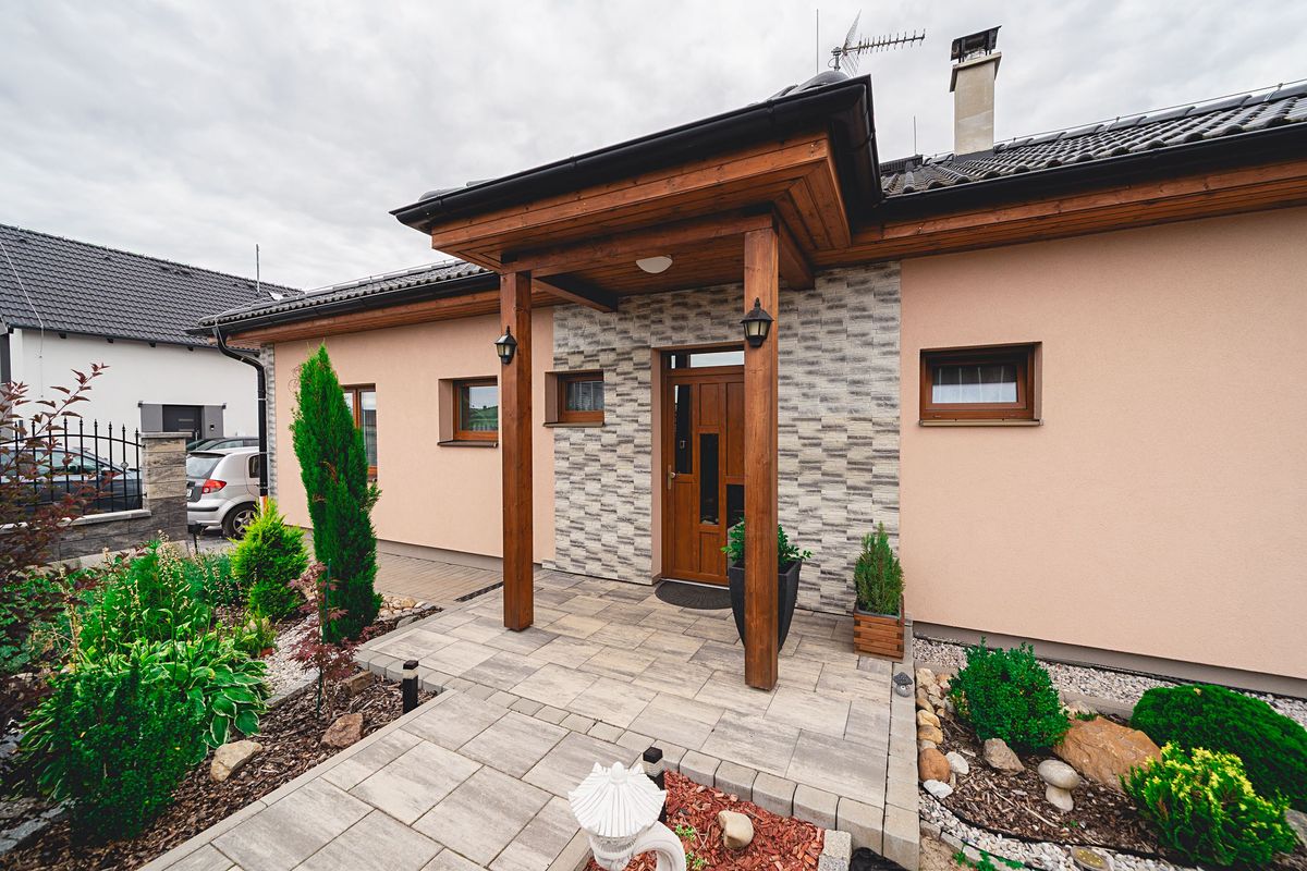 Prodej rodinného domu 115 m², pozemek 609 m² – fotografie 3