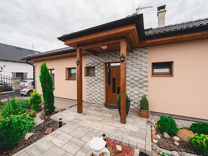 Prodej rodinného domu 115 m², pozemek 609 m², Úherce – náhled fotky 3