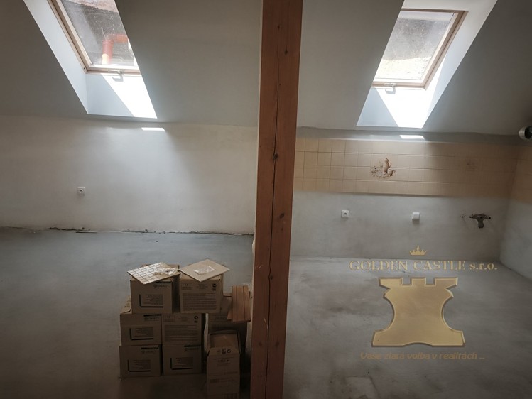 Prodej komerčního prostoru, 350 m² (15 z 30)