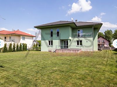 Pronájem vily 400 m², pozemek 1000 m²