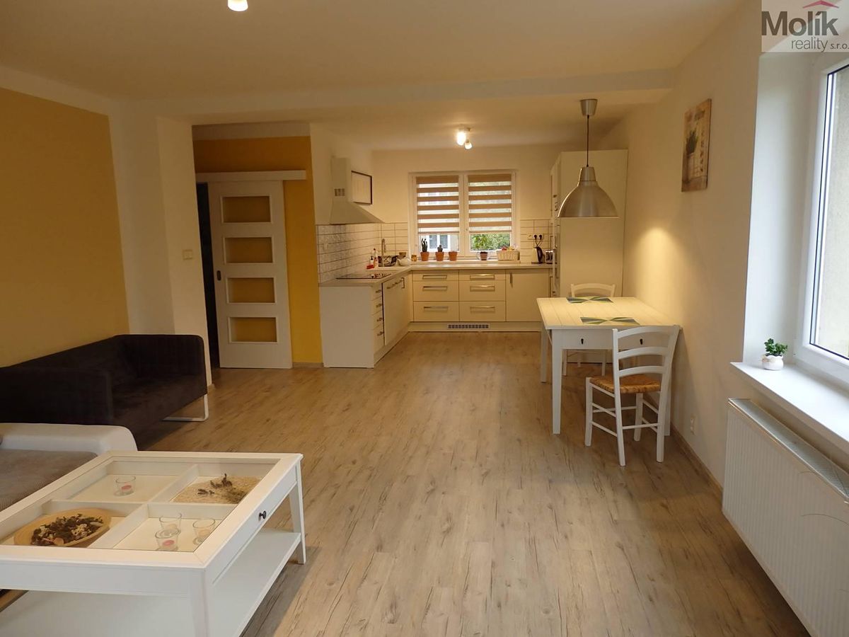 Prodej bytu 2+1 70 m² – fotografie 2
