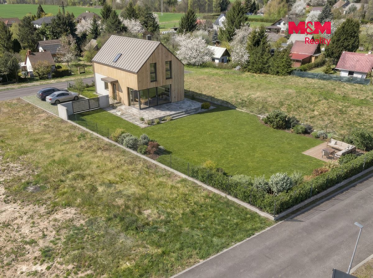 Prodej stavebního pozemku 1384 m² – fotografie 2