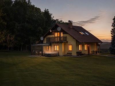 Prodej  chalupy 172 m², pozemek 3 502 m²