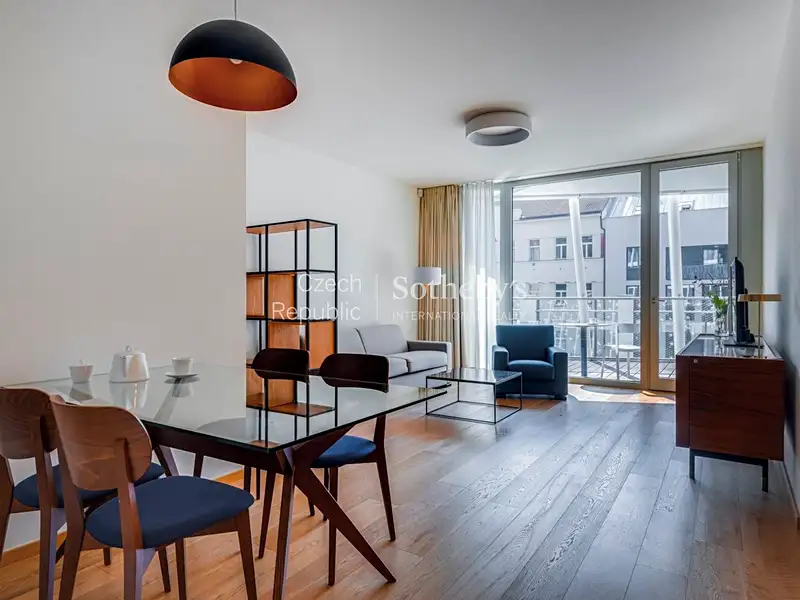Pronájem bytu 2+kk 78 m², Praha – náhled fotky 1