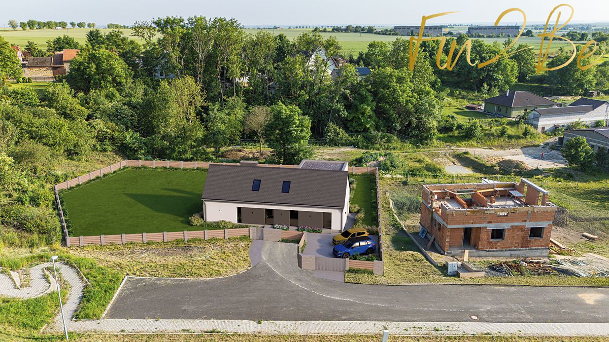 Prodej stavebního pozemku 1360 m² – fotografie 2