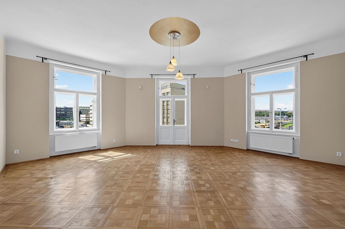 Pronájem bytu 3+kk 110 m²