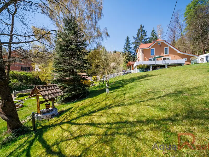 Prodej apartmánů 250 m², Bečov nad Teplou – náhled fotky 1