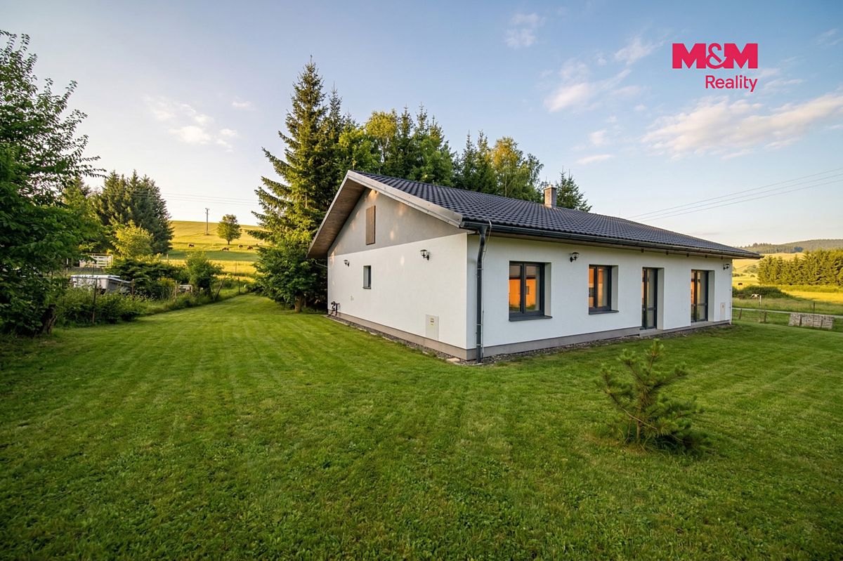 Prodej rodinného domu 129 m², pozemek 2404 m² – fotografie 2