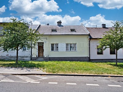 Prodej  vícegeneračního domu 239 m², pozemek 241 m²
