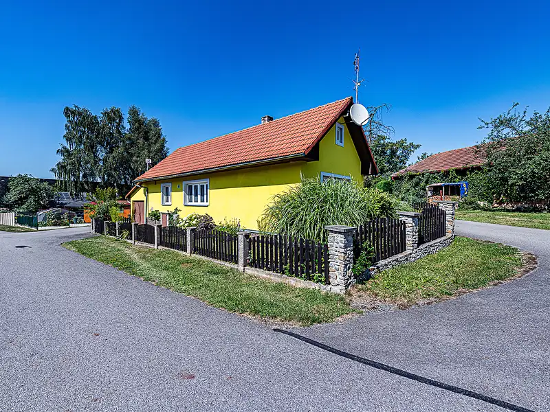 Prodej rodinného domu 56 m², pozemek 207 m², Komorovice – náhled fotky 2