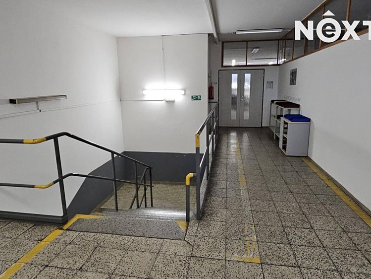Комерційне приміщення на продаж, 3 540 м² (19 з 25)