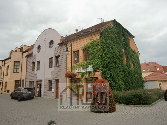 Pronájem bytu 4+1 112 m²
