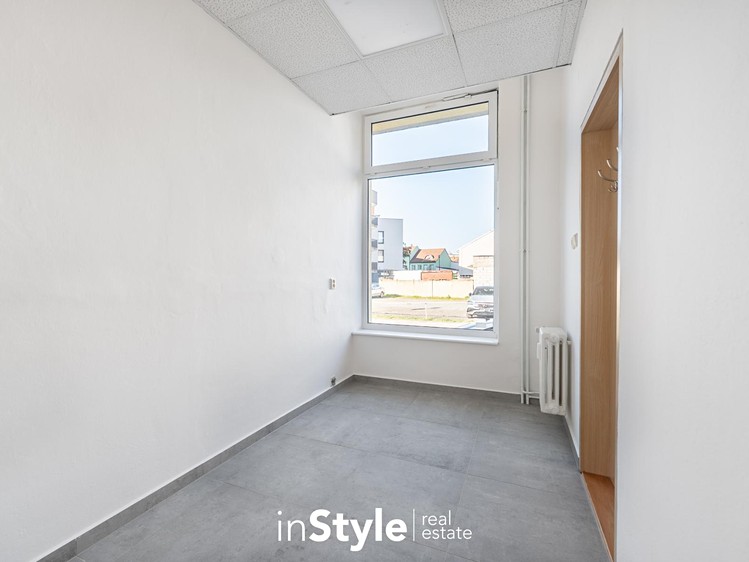 Prodej komerčního prostoru, 95 m² (12 z 17)