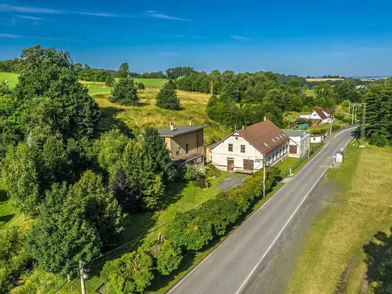 Prodej výrobní haly, prostoru 900 m², Heřmanice – náhled fotky 2