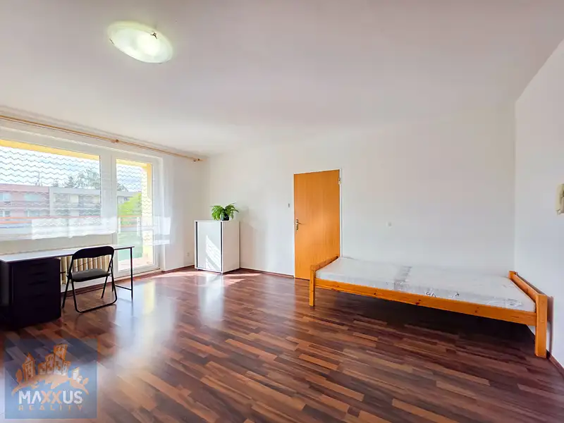 Pronájem bytu pokoje 30 m², Praha – náhled fotky 2