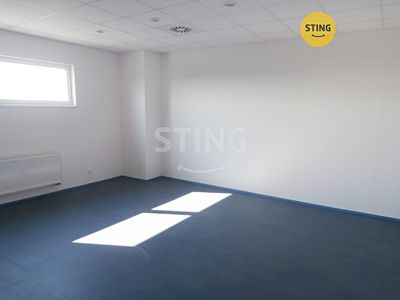 Pronájem kanceláře 504 m²