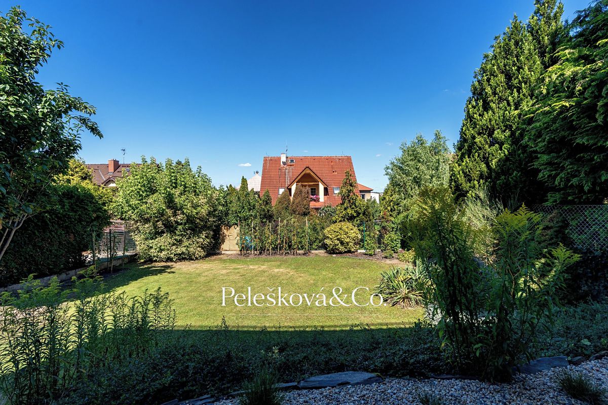 Prodej vícegeneračního domu 333 m², pozemek 494 m² – fotografie 5