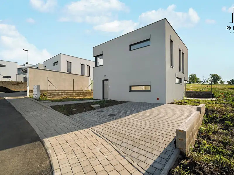 Prodej rodinného domu 136 m², pozemek 306 m², Rousínov – náhled fotky 3