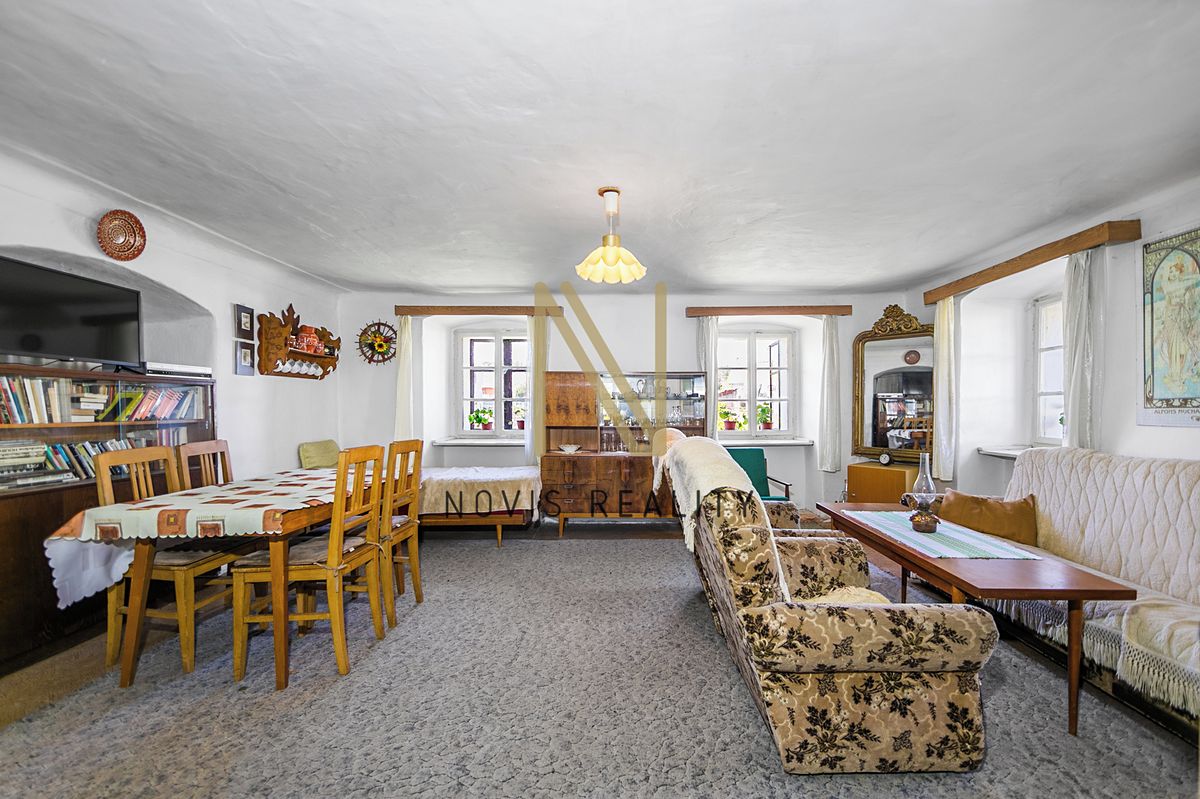 Prodej rodinného domu 120 m², pozemek 499 m² – fotografie 2