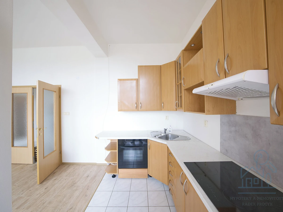 Pronájem bytu 3+kk 65 m², náměstí Míru, Zruč nad Sázavou