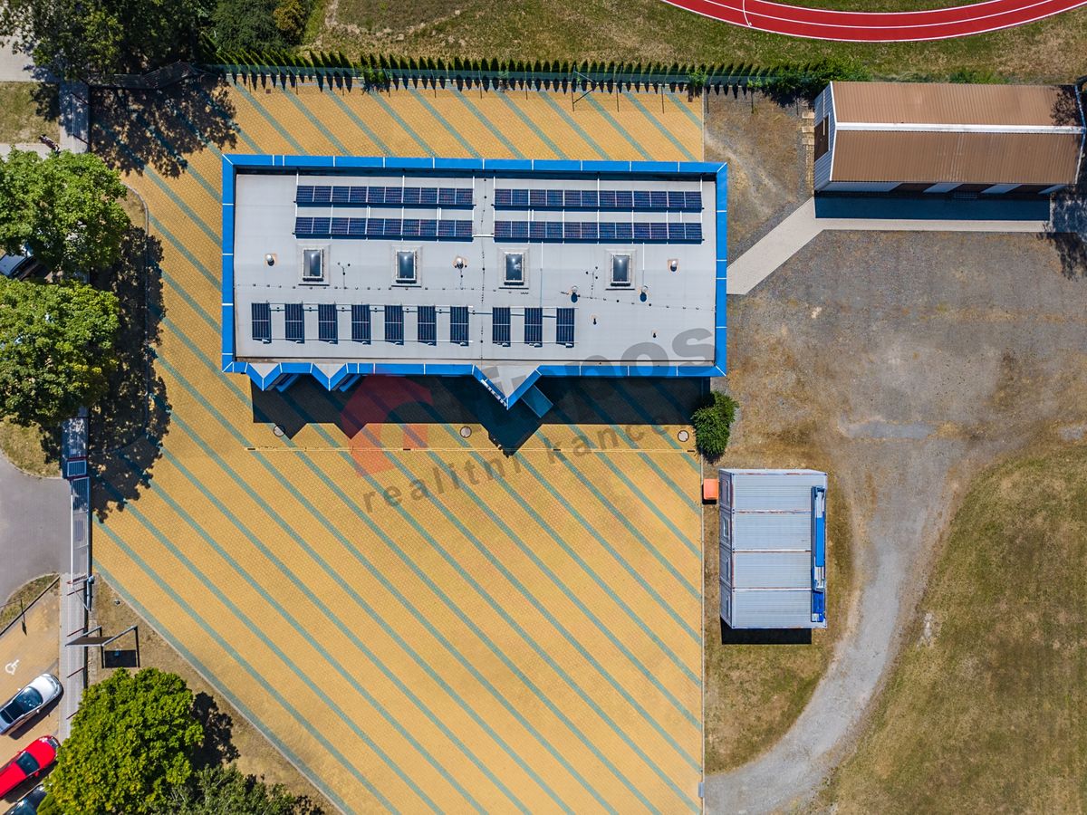 Pronájem kanceláře 712 m² – fotografie 4