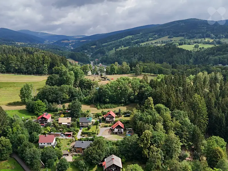 Prodej rodinného domu 186 m², pozemek 858 m², Svoboda nad Úpou – náhled fotky 3