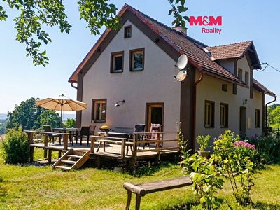 Prodej rodinného domu 168 m², pozemek 1625 m²