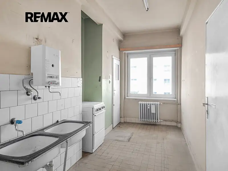 Prodej bytu 4+1 95 m², Praha – náhled fotky 3