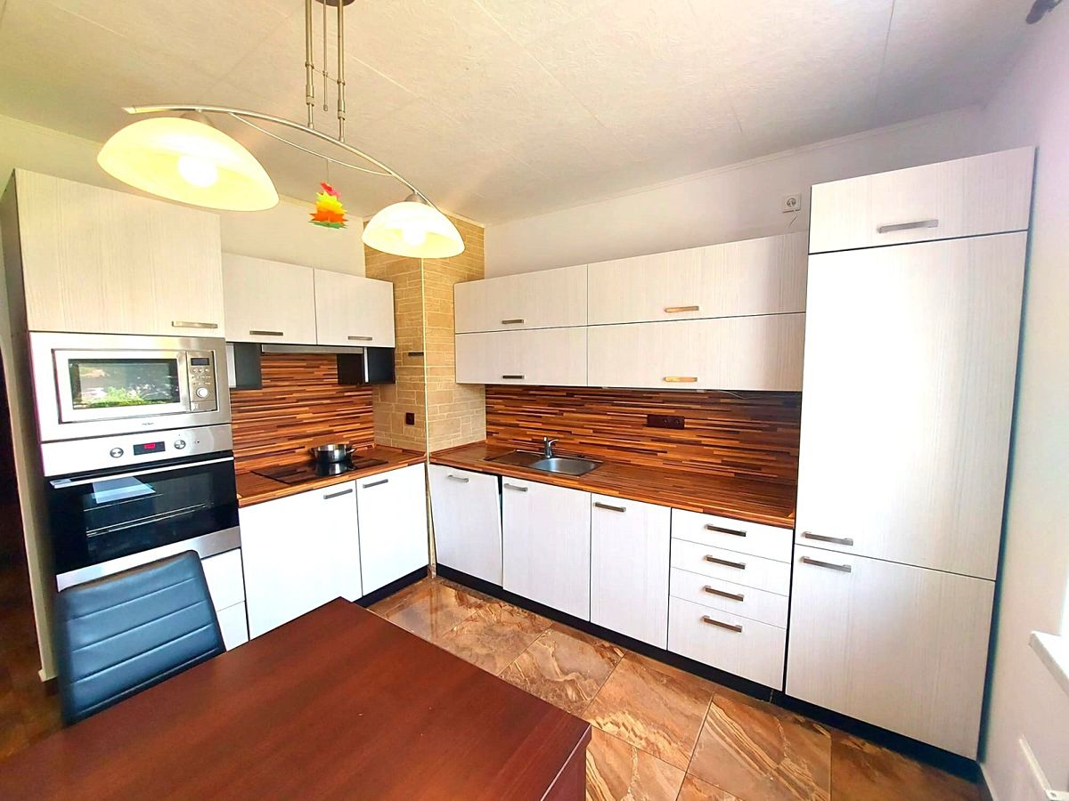 Pronájem bytu 3+1 66 m²