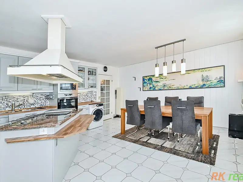 Prodej bytu 3+1 147 m², Praha – náhled fotky 3